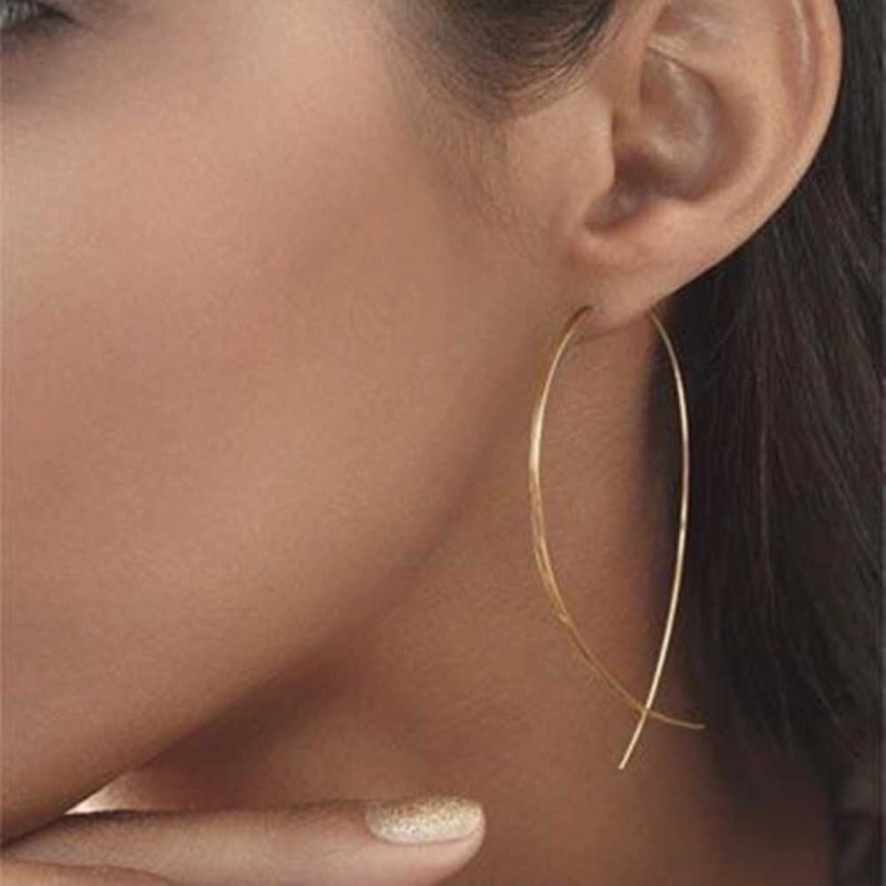 ‼️3/$30 Boho Fish Shape Gold Dangle Earrings - Picture 1 of 5